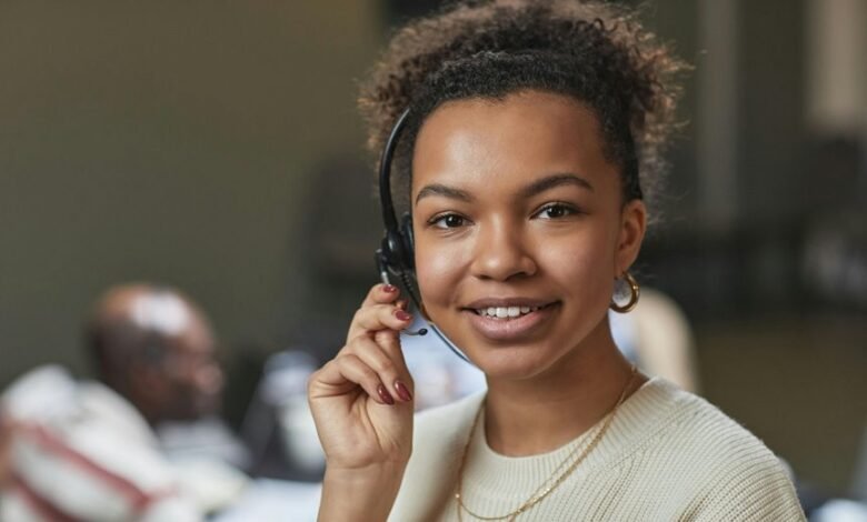 24 7 customer support available